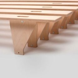 Flexibles Bett Tojo „Lieg“