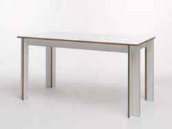 Robuster Tisch Tojo „Tisch“